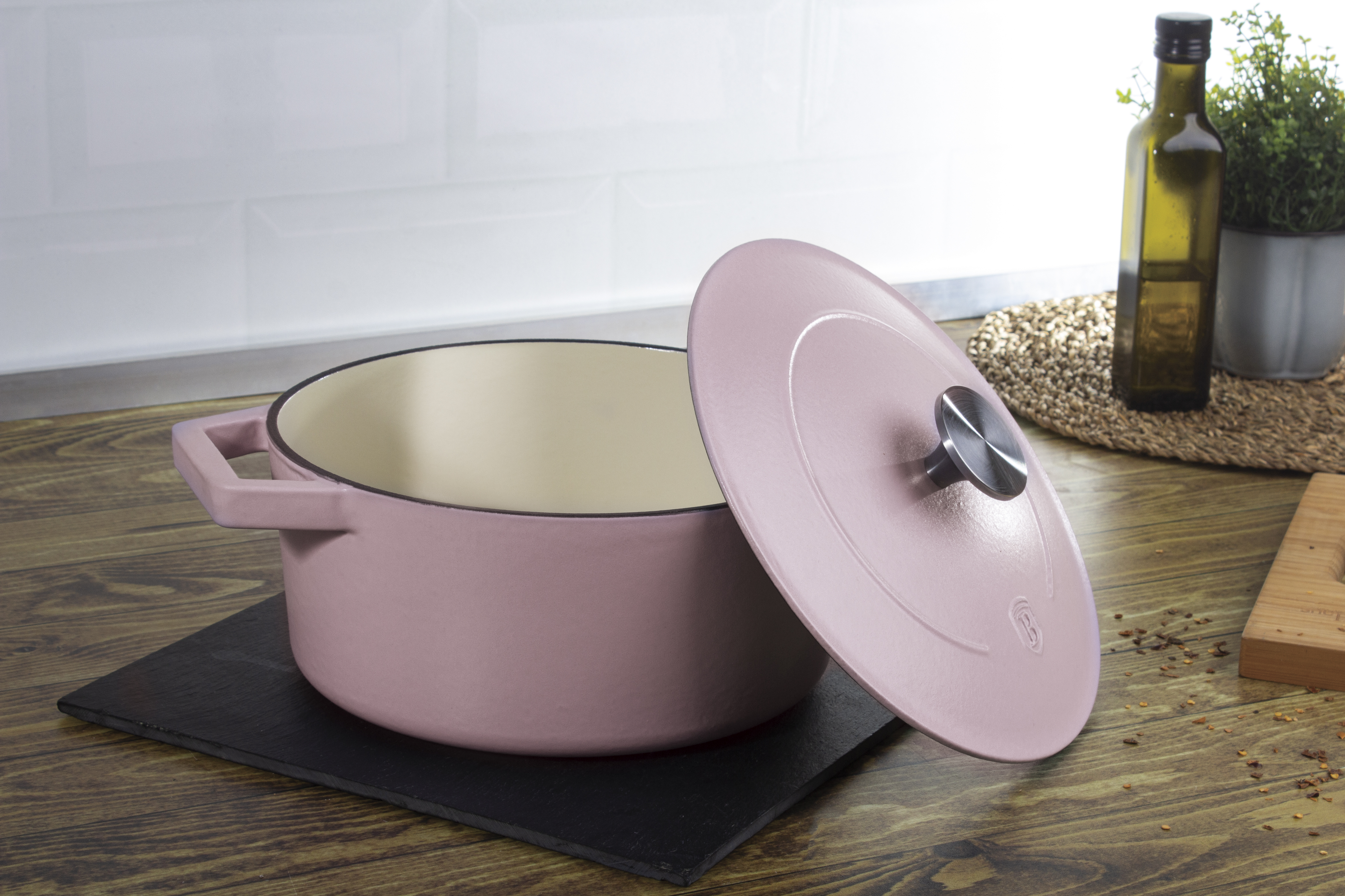 BH-1998_lifestyle_jt_01